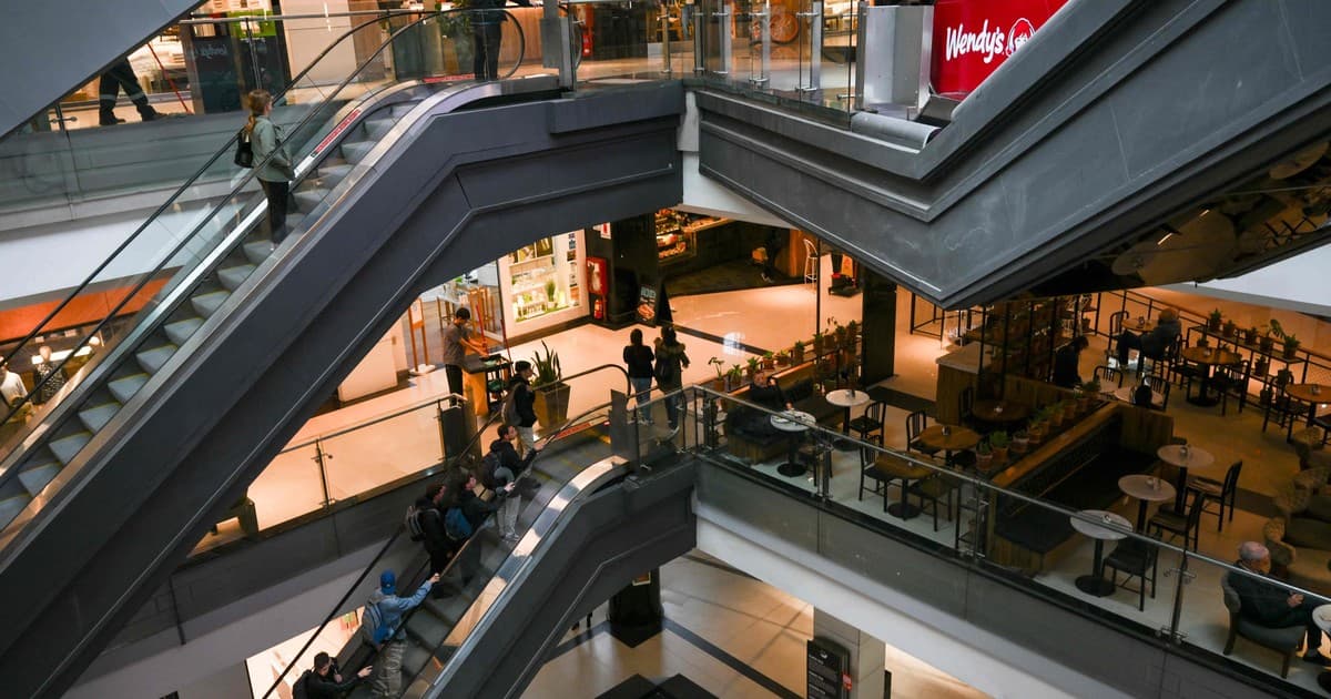 Otra caída del consumo masivo: retrocedió 1,1% en enero y el desplome fue mayor en supermercados